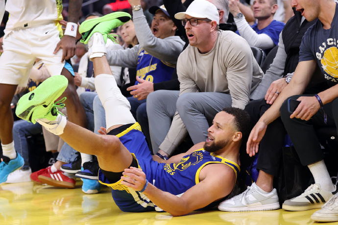 NBA最新动态：詹、库、杜同日输球成常态，勇士主场再添新伤