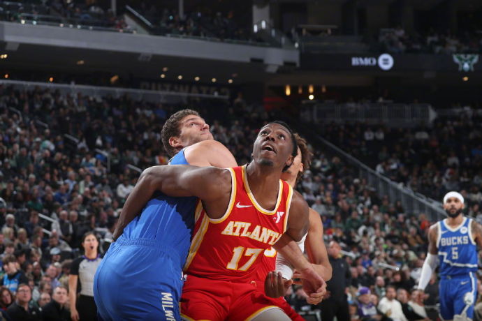 NBA常规赛，雄鹿客场挑战老鹰伤病报告出炉